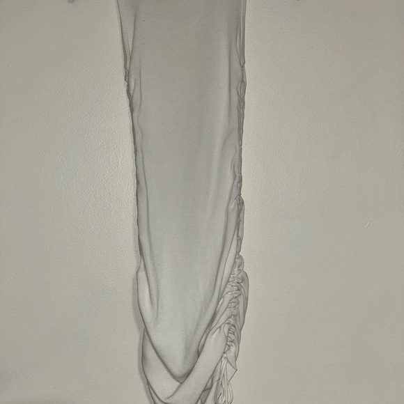 Lioness White Sleeveless Ruched Side Mini Dress - Picture 5 of 7